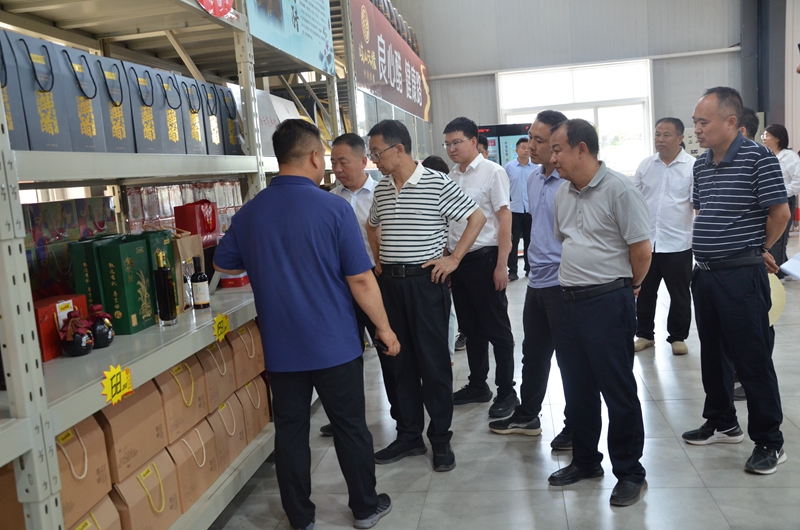 7aa6fffabda746718198240176edec13~tplv-tt-origin-web_gif_副本.jpg