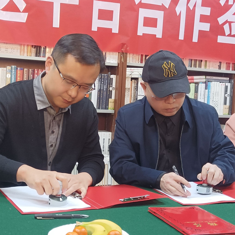 9694dbdd20a94c9380c3b23fd3066cfb~tplv-tt-origin-web_gif_副本.jpg