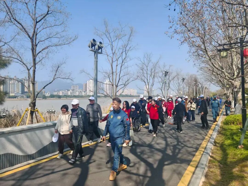 追寻红色足迹 传递温暖力量 ——乐创春日游记